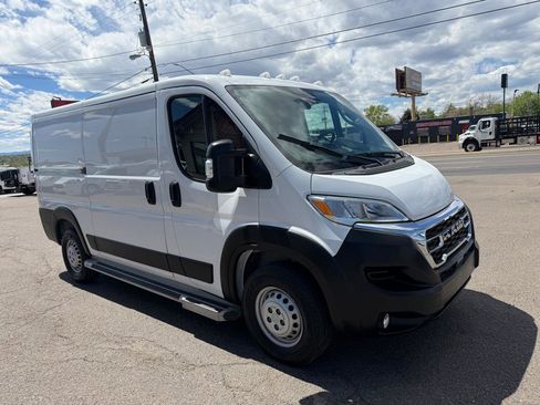 Used 2025 RAM ProMaster 2500 w/ U-Haul Equipment Group image 2