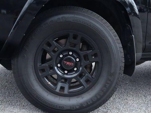 Used 2016 Toyota 4Runner SR5 Premium image 20