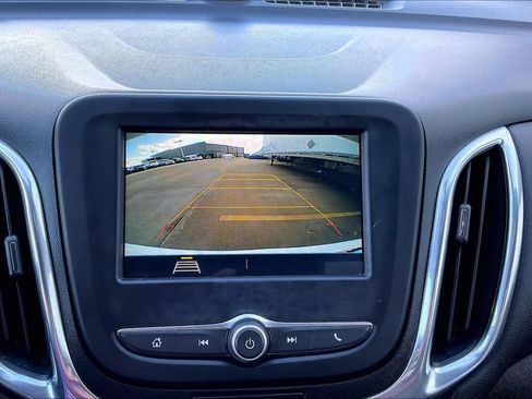 Used 2019 Chevrolet Equinox LT image 21