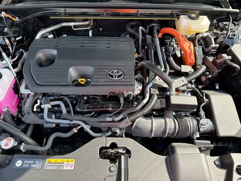 Certified 2025 Toyota Crown Signia w/ Advanced Technology Package AWD/4WD image 18