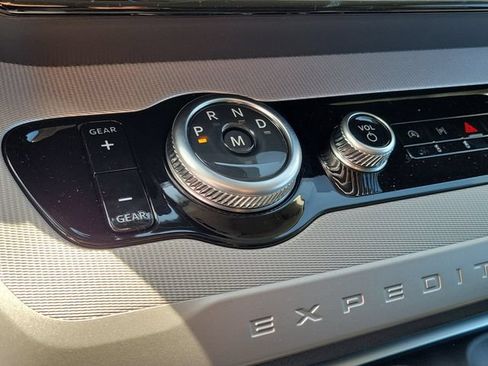 New 2027 Ford Expedition Max Active RWD image 29