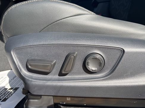 New 2026 Toyota Tacoma Limited image 15