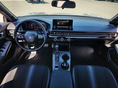 Used 2025 Honda Civic Sport image 18