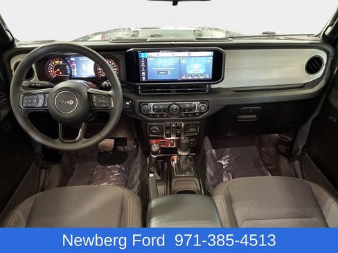 Used 2026 Jeep Wrangler Unlimited Sport AWD/4WD image 18