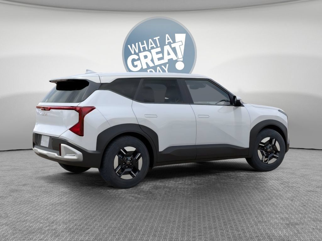 New 2027 Kia Seltos LX FWD image 6