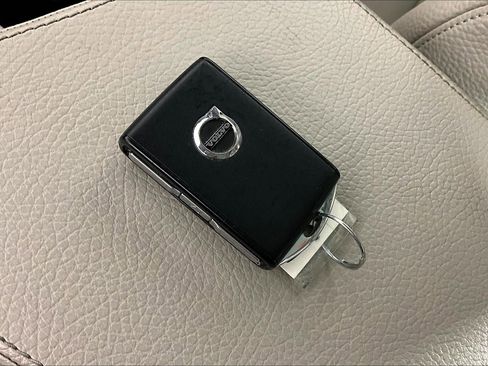 Used 2018 Volvo S90 T5 Momentum w/ Convenience Package AWD/4WD image 32