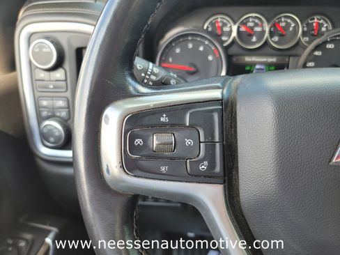 Used 2022 Chevrolet Silverado 2500 LT w/ Convenience Package image 20