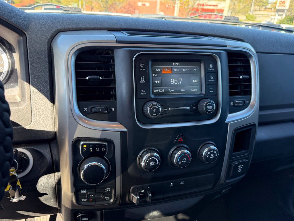 Used 2014 RAM 1500 Classic SLT AWD/4WD image 21