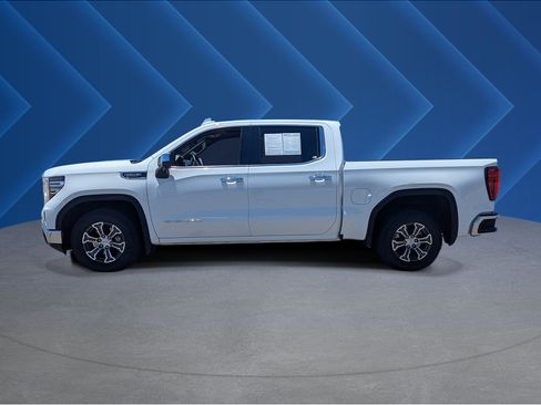 Used 2025 GMC Sierra 1500 SLT RWD image 6