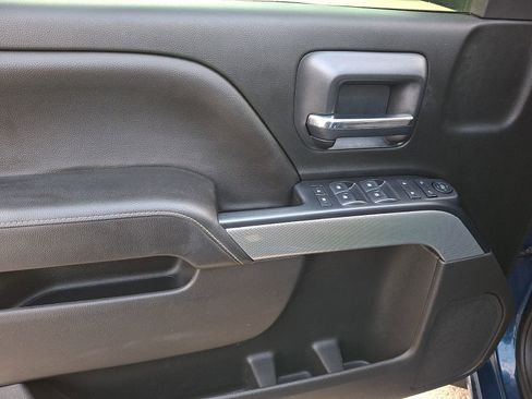 Used 2018 Chevrolet Silverado 1500 LT w/ All Star Edition image 12