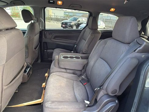 Used 2019 Honda Odyssey EX image 22
