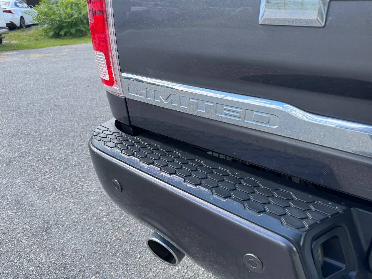 Used 2017 RAM 1500 Limited RWD image 36