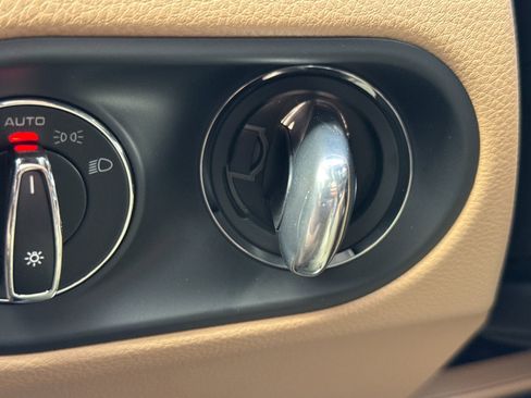 New 2026 Porsche Macan image 26