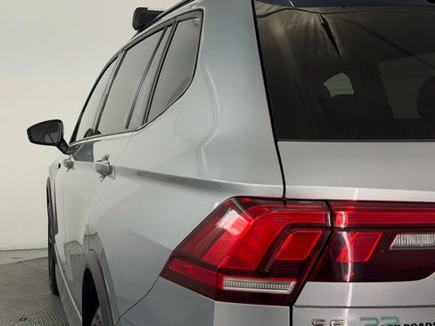 Used 2023 Volkswagen Tiguan SE R-Line FWD image 57