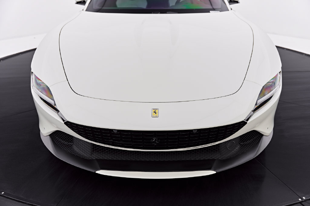 Used 2022 Ferrari Roma RWD image 20