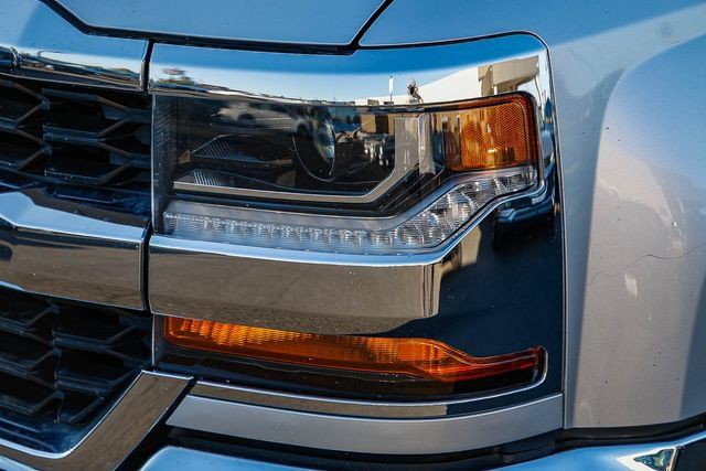 Used 2018 Chevrolet Silverado 1500 LT w/ All Star Edition AWD/4WD image 8