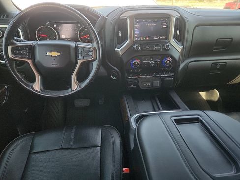 Used 2022 Chevrolet Silverado 2500 High Country w/ Safety Package II AWD/4WD image 10