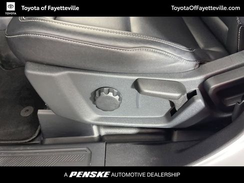 Used 2025 Ford Bronco Badlands image 22