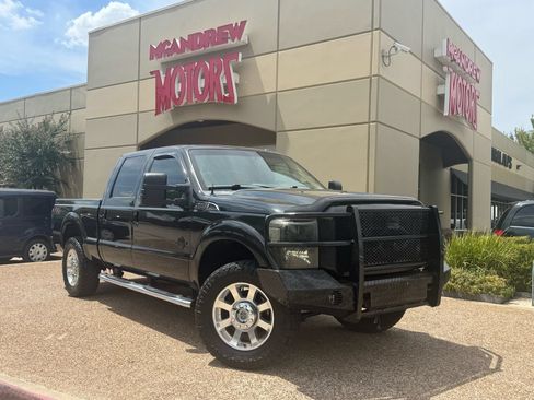 Used 2014 Ford F250 Lariat w/ Lariat Ultimate Package AWD/4WD image 1