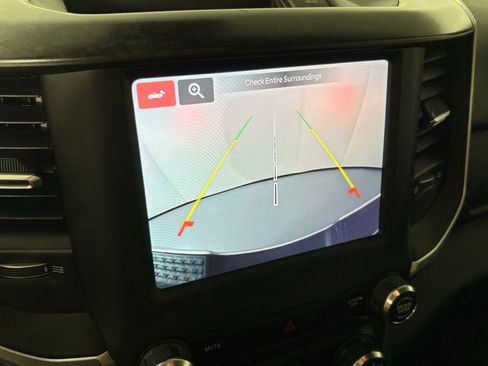 Used 2024 RAM 2500 Big Horn w/ Bed Utility Group image 27