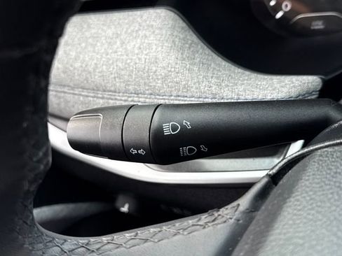 Used 2024 Jeep Compass Latitude image 15