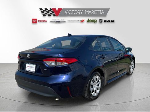Used 2024 Toyota Corolla LE FWD image 5