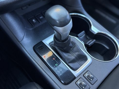 Used 2017 Toyota Highlander XLE image 22