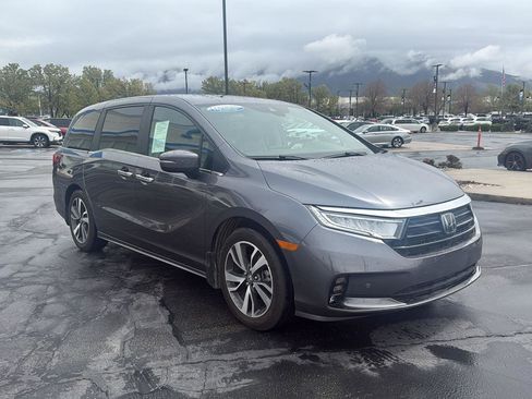 Certified 2024 Honda Odyssey Touring image 5