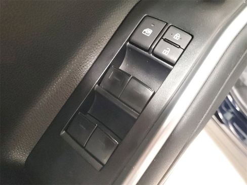 Certified 2024 Toyota Highlander LE image 22