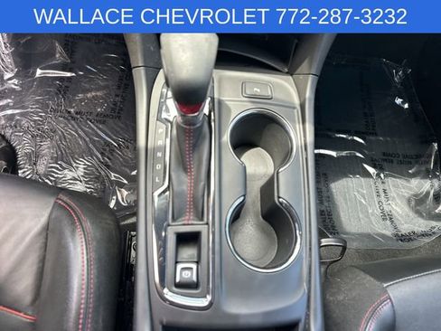 Used 2023 Chevrolet Equinox RS w/ RS Leather Package FWD image 18