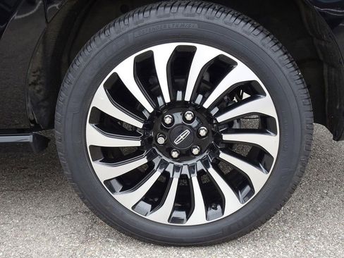 Used 2023 Lincoln Navigator L Black Label AWD/4WD image 26