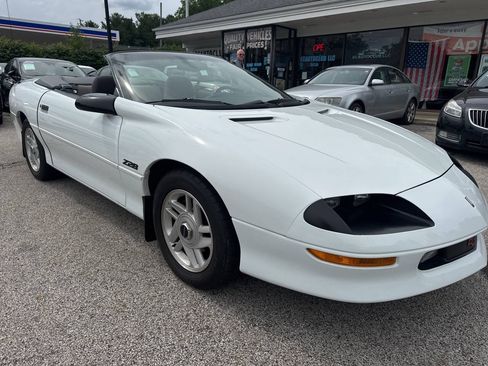 Used 1994 Chevrolet Camaro Z28 RWD image 31