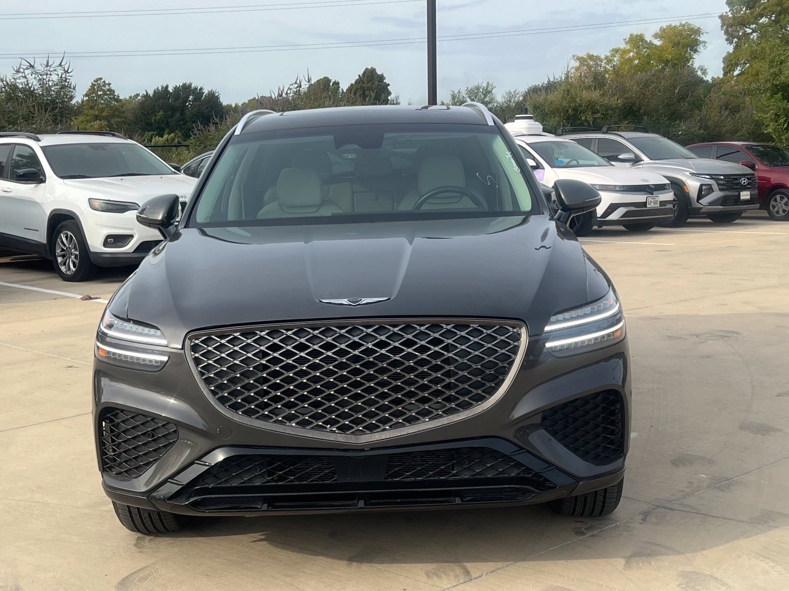 Used 2026 Genesis GV70 2.5T Select AWD/4WD image 2