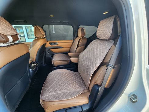 Used 2026 Nissan Armada SL w/ Captain's Chari Seat Package RWD image 18