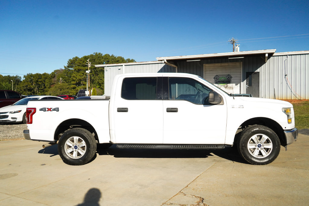 Used 2016 Ford F150 XLT w/ Trailer Tow Package AWD/4WD image 3