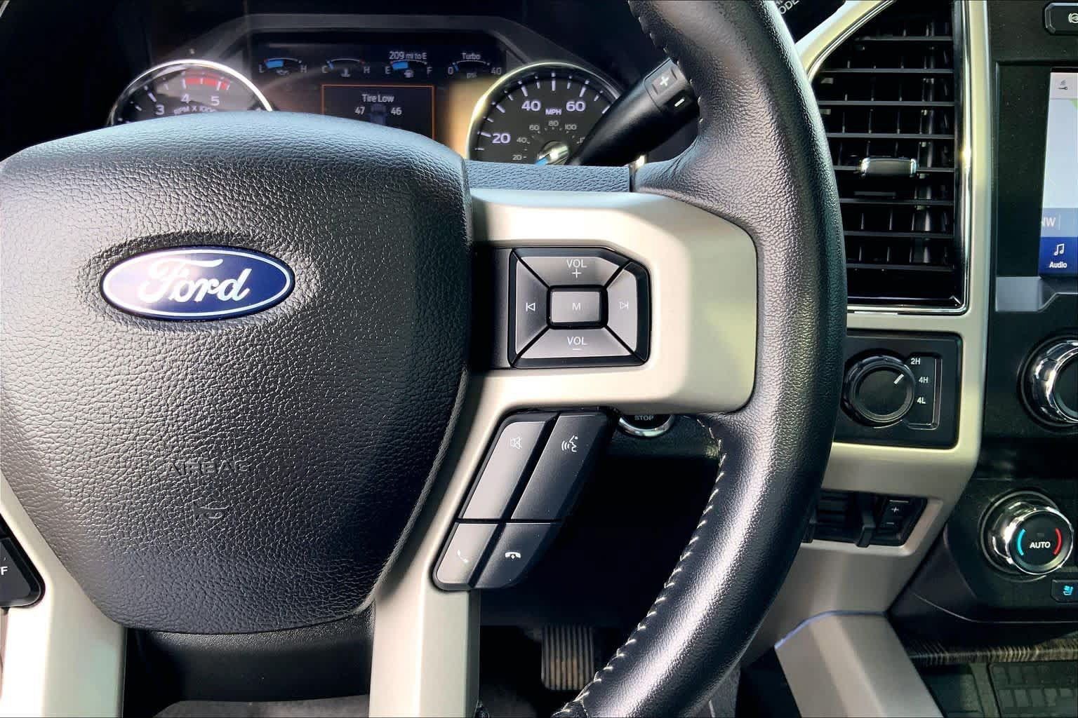 Used 2020 Ford F250 Lariat w/ Lariat Ultimate Package AWD/4WD image 22