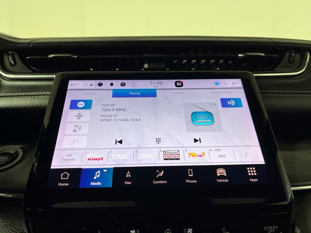 Used 2023 Jeep Grand Cherokee Overland AWD/4WD image 29