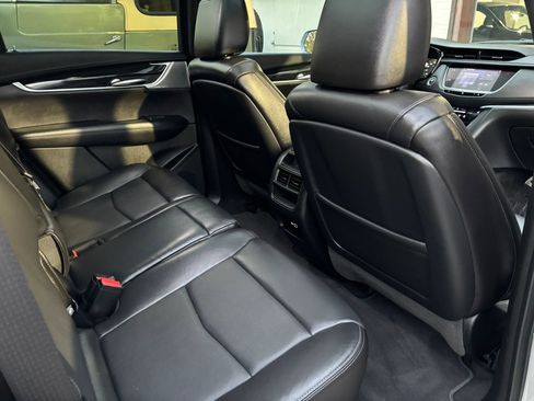 Used 2020 Cadillac XT5 Premium Luxury image 45