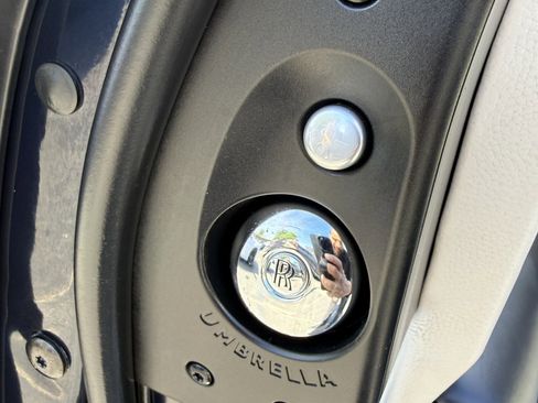 Used 2012 Rolls-Royce Ghost image 24