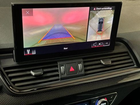 Used 2023 Audi SQ5 Premium Plus w/ Premium Plus Package image 4