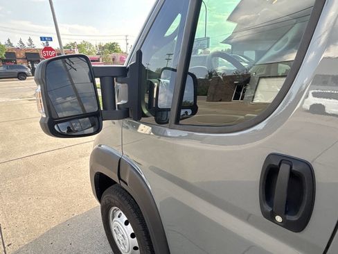 Used 2023 RAM ProMaster 2500 w/ Premium Appearance Group image 33
