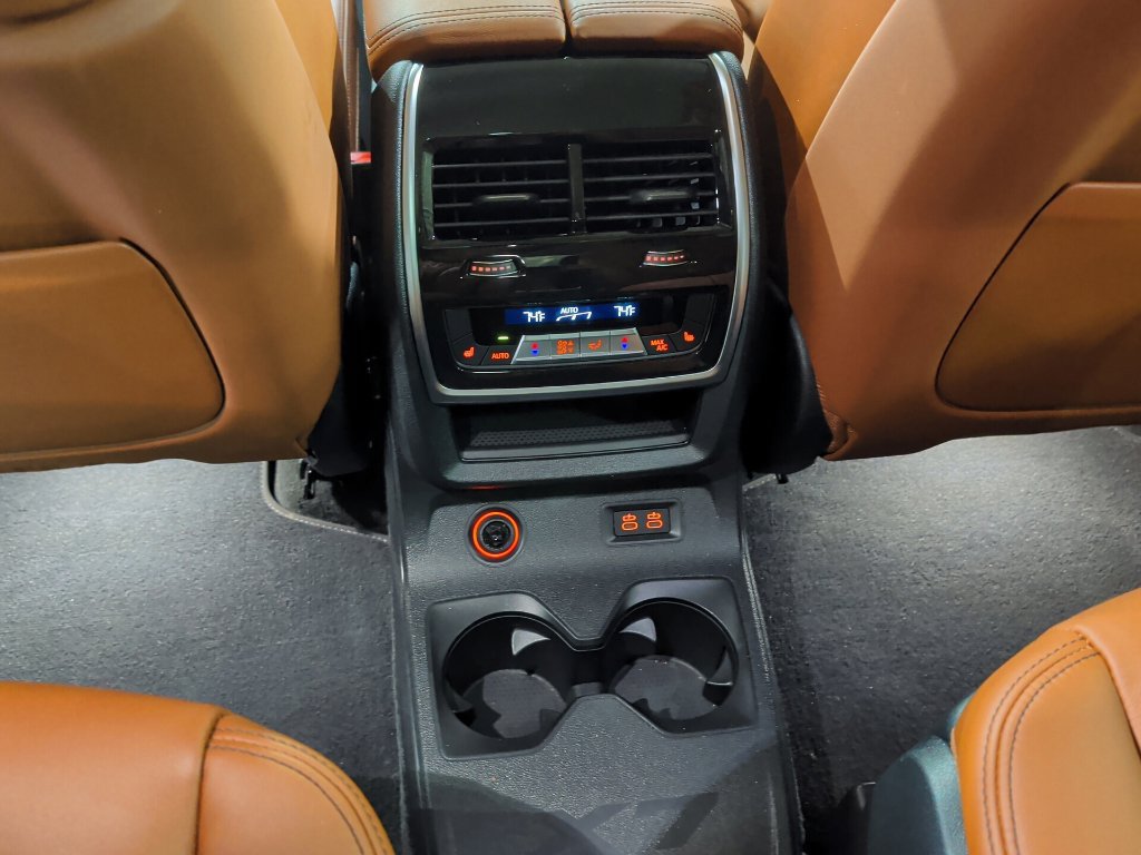 Certified 2023 BMW X7 xDrive40i w/ Executive Package AWD/4WD image 15