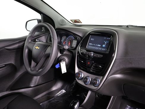 Used 2018 Chevrolet Spark LS image 19