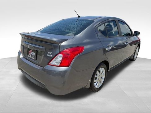Used 2018 Nissan Versa SV w/ SV Special Edition FWD image 7