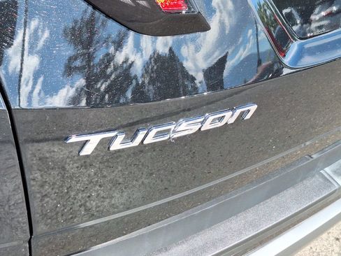 Certified 2023 Hyundai Tucson Limited FWD image 29
