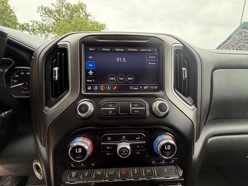 Used 2023 GMC Sierra 3500 Denali w/ Denali Ultimate Package AWD/4WD image 27