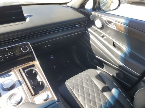 Certified 2024 Genesis GV80 3.5T w/ Prestige Matte Package image 24