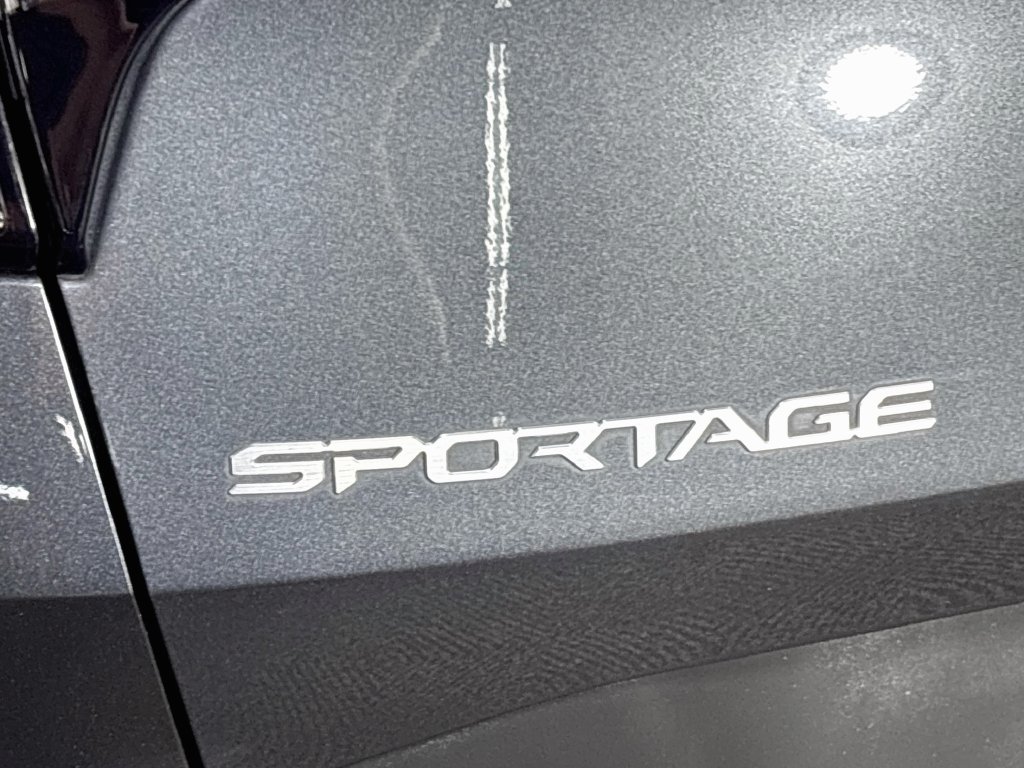 Used 2023 Kia Sportage X-Line AWD/4WD image 25