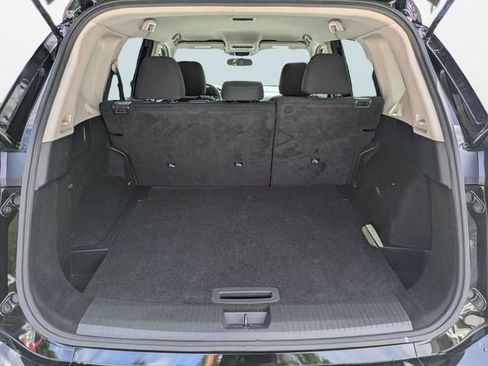 Used 2024 Nissan Rogue S FWD image 13