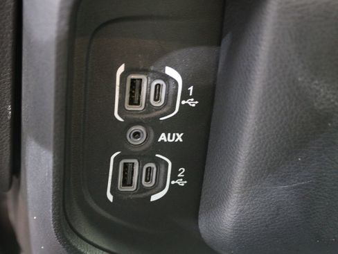 Used 2022 RAM 1500 Big Horn image 36